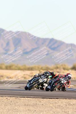 media/Dec-07-2025-CVMA (Sun) [[3e7d2de5dc]]/Race 18-Formula Twins-Formula 40 UL/